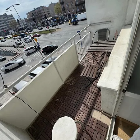 Pulawska Apartment *